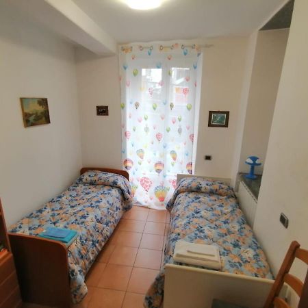 Casa Del Leone Appartement Uscio Buitenkant foto