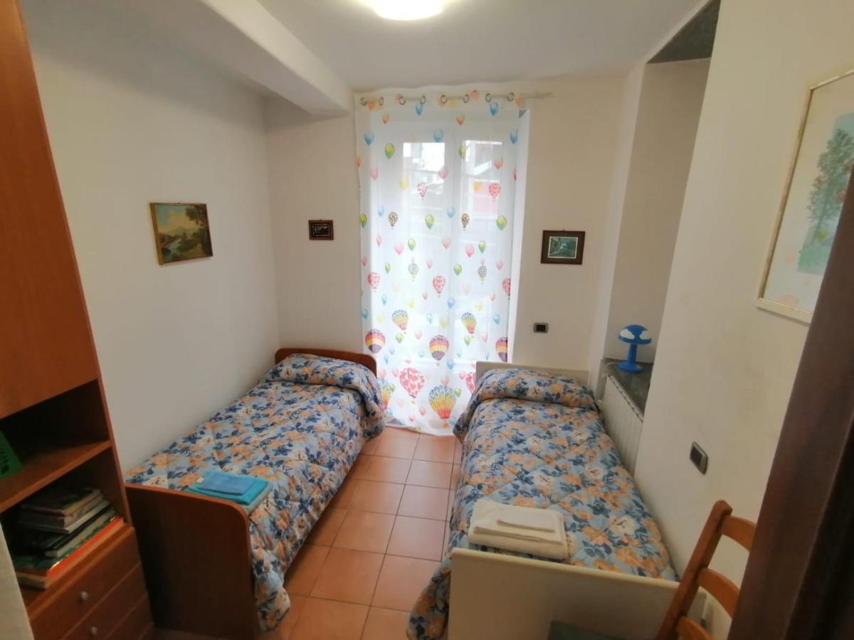 Casa Del Leone Appartement Uscio Buitenkant foto