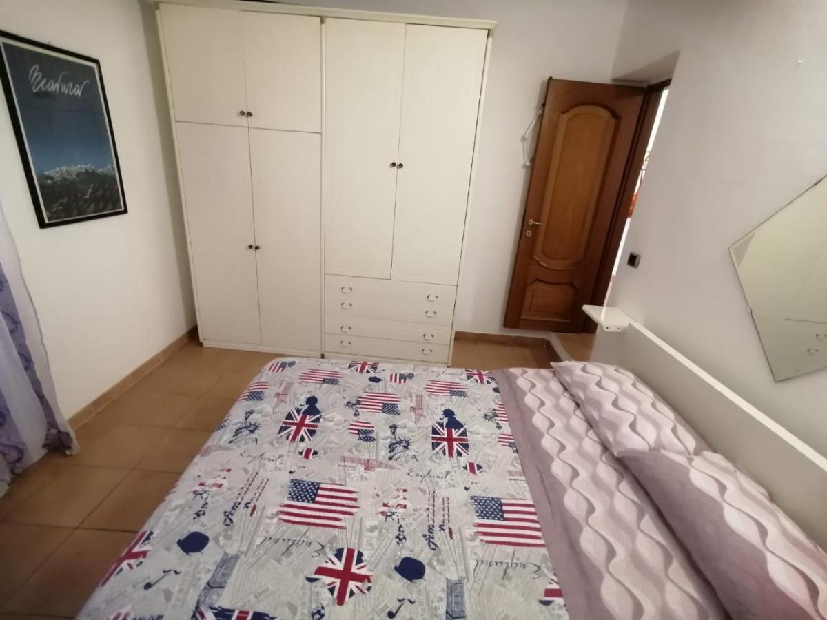 Casa Del Leone Appartement Uscio Buitenkant foto